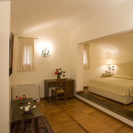 Locanda Della Taverna Etrusca 소바나 외부 사진